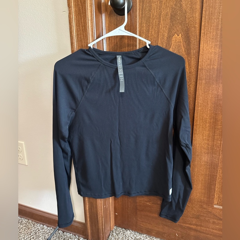 vuori women’s long sleeve